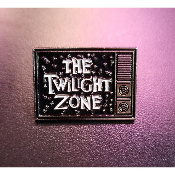 1 The Twilight zone enamel pin - Picture 1 of 2
